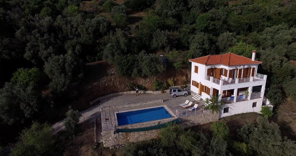 Villa Malena Glossa Exterior photo
